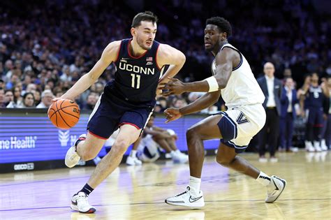 uconn vs villanova today.
